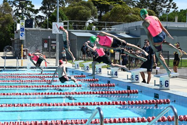 08 Swimming (2)